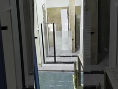 Πολυδιάστατη και πρακτική θραύστη γυάλινη οθόνη ντους για διάφορα περιβάλλοντα